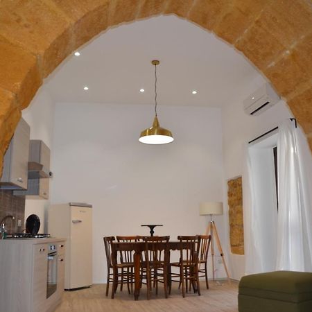 Ilgiardinodilina Apartment อากริเจนโต ภายนอก รูปภาพ