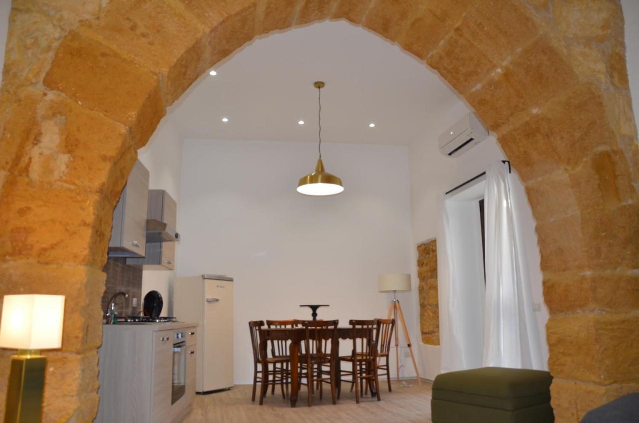 Ilgiardinodilina Apartment อากริเจนโต ภายนอก รูปภาพ
